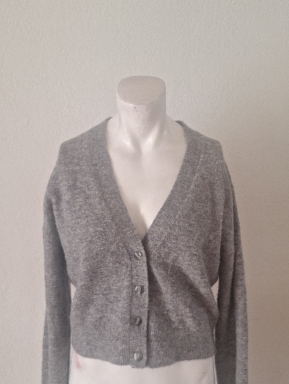 lululemon athletica Gray Alpaca Wool Blend VNeck Button Front Sweater Sz XS -S